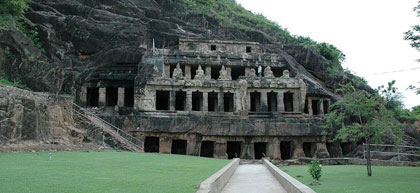 Undavalli Caves (Andhra Pradesh) Hindu Temples